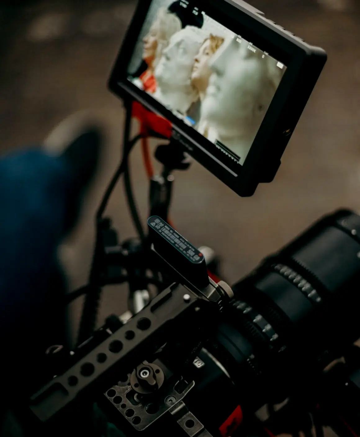 Single-Camera or Multi-Camera Studio Recording for Bulletins: Which to Choose